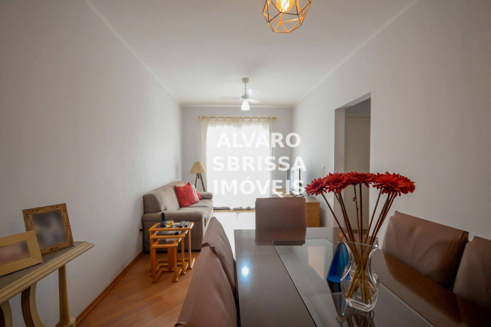 Apartamento à venda com 2 quartos, 70m² - Foto 4