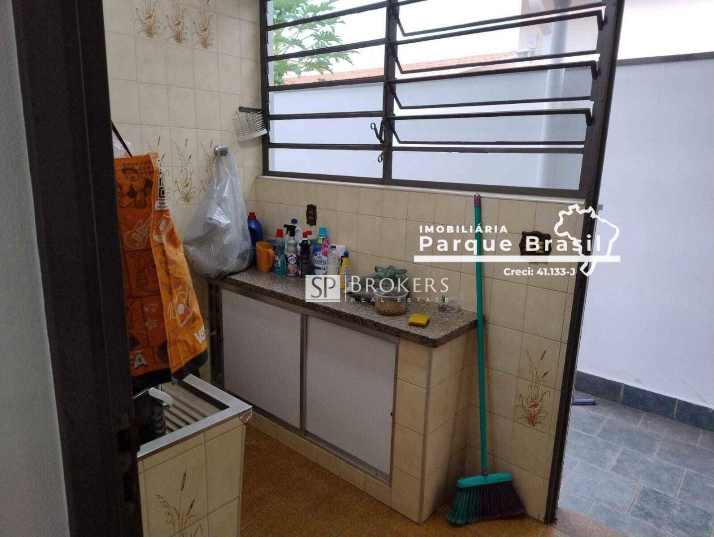 Casa à venda com 3 quartos, 200m² - Foto 31