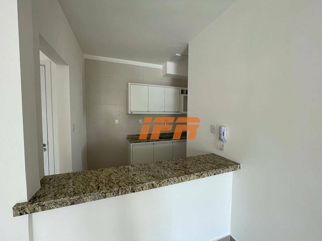 Apartamento à venda e aluguel com 2 quartos, 68m² - Foto 3