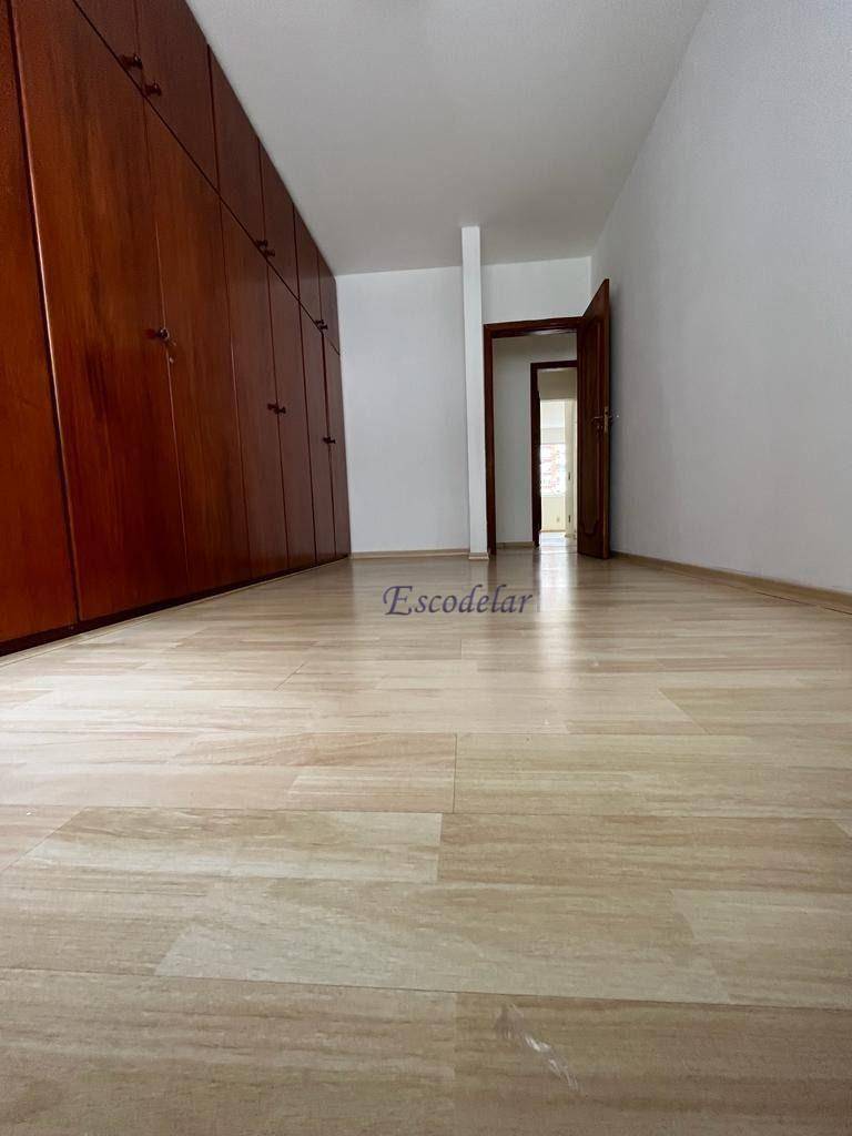 Apartamento à venda com 3 quartos, 200m² - Foto 8