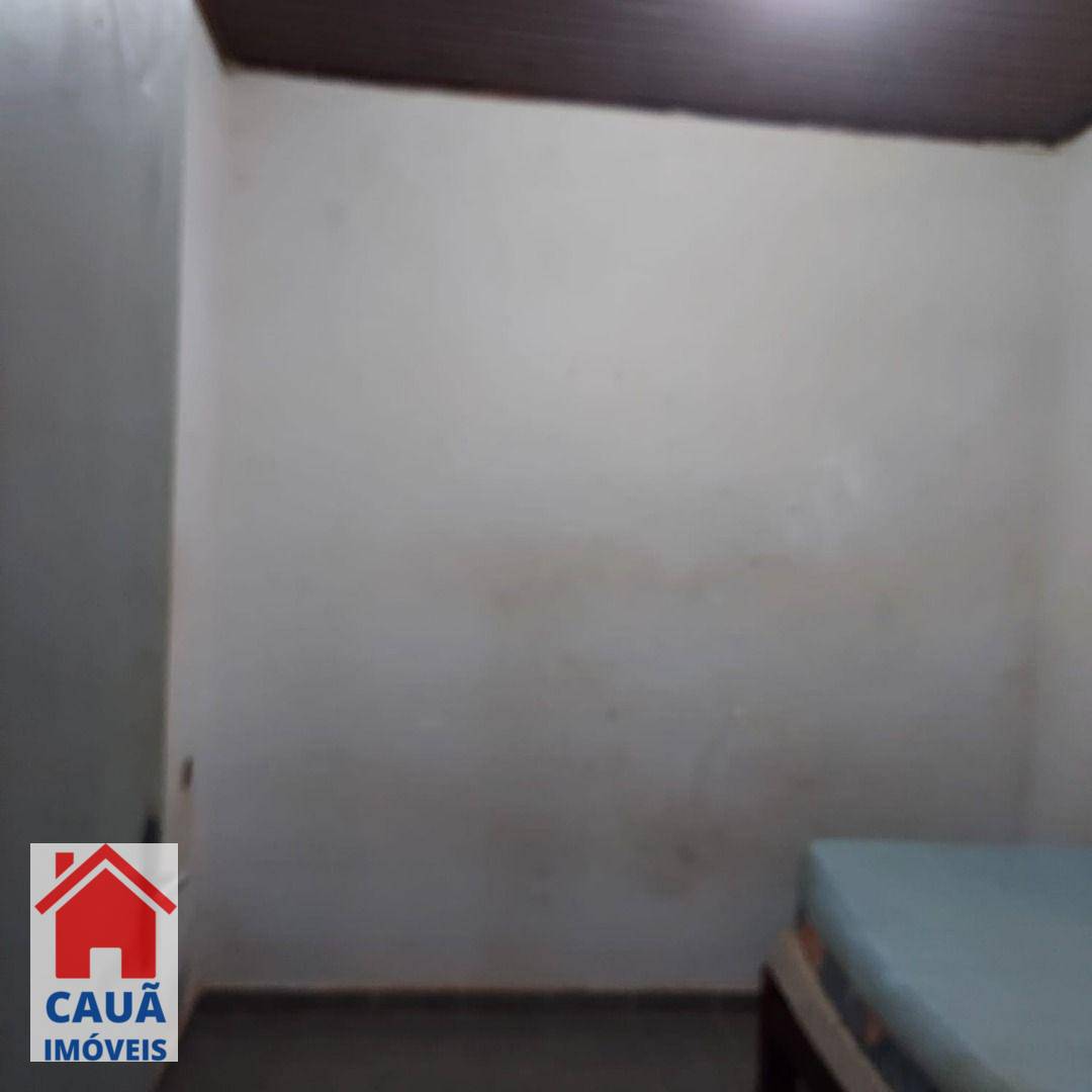 Casa à venda com 3 quartos, 94m² - Foto 2