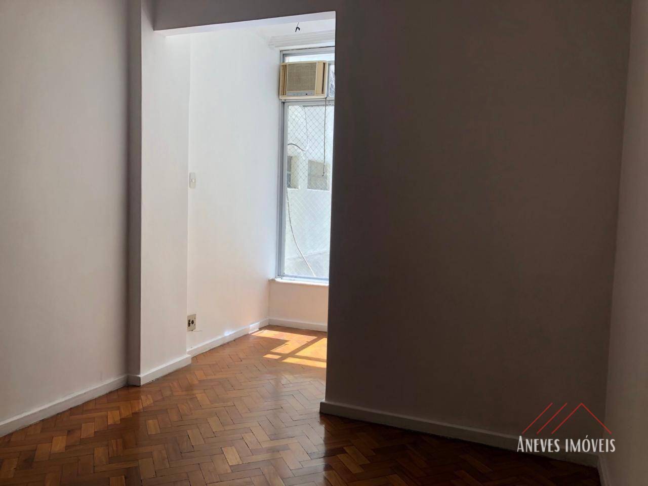 Apartamento à venda com 2 quartos, 71m² - Foto 5