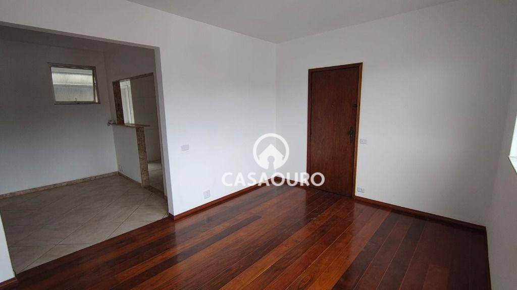 Apartamento à venda com 3 quartos, 110m² - Foto 3