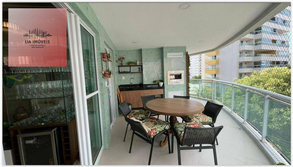 Apartamento para alugar com 3 quartos, 187m² - Foto 4