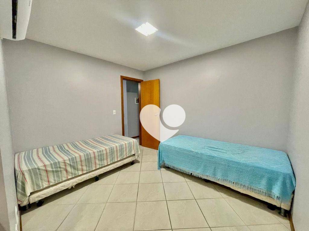 Apartamento à venda com 3 quartos, 100m² - Foto 11