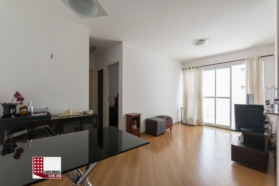 Apartamento à venda com 2 quartos, 64m² - Foto 1