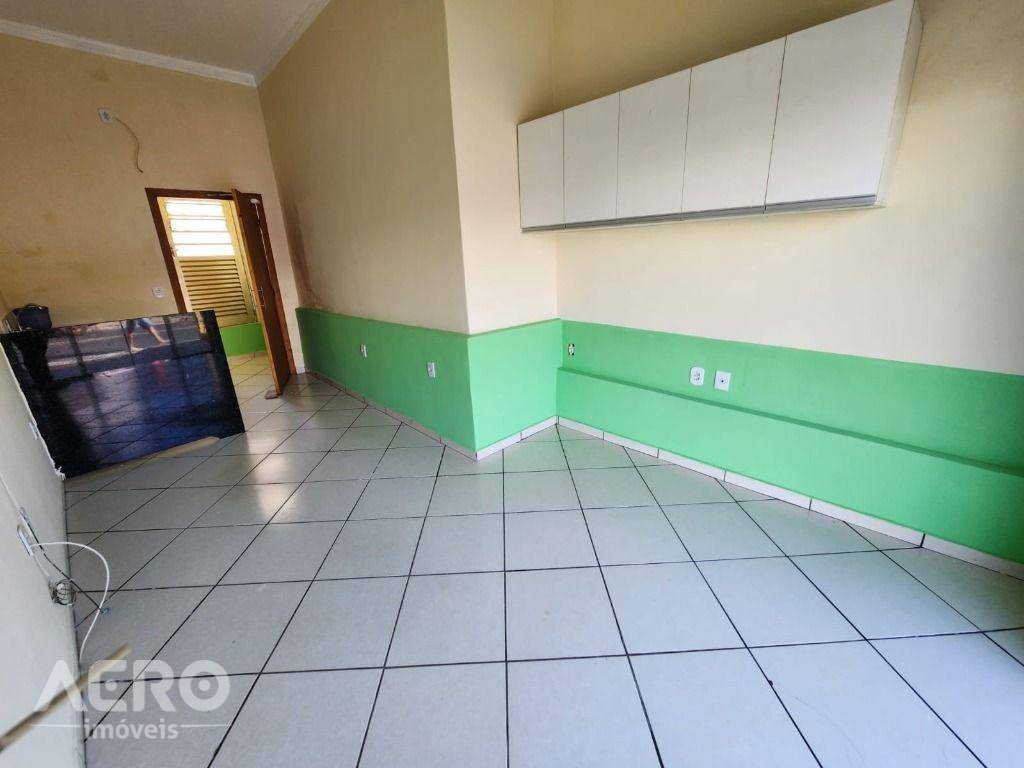 Casa à venda com 3 quartos, 196m² - Foto 19