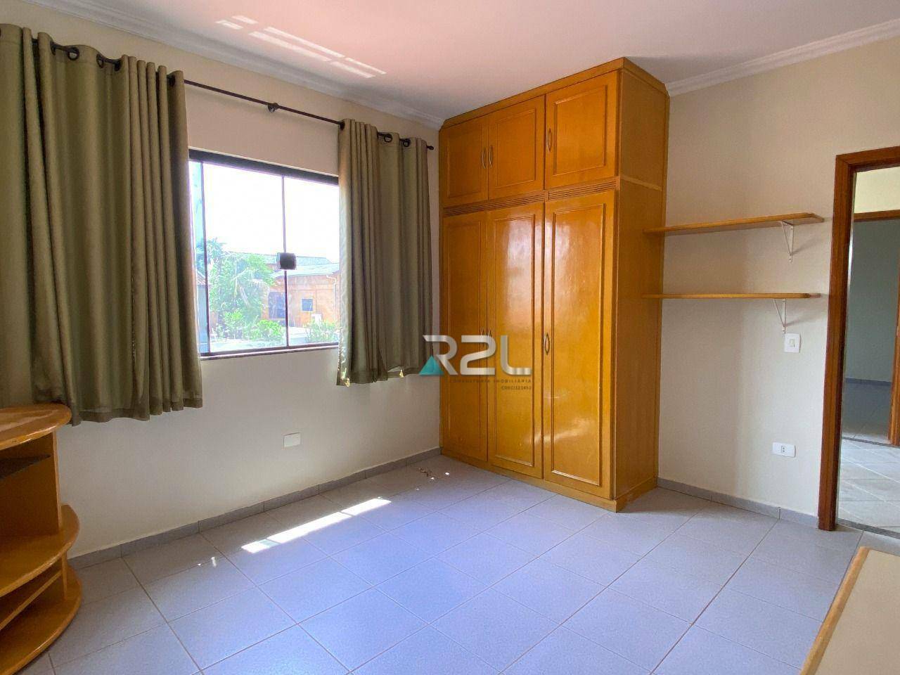 Casa à venda com 4 quartos, 355m² - Foto 22