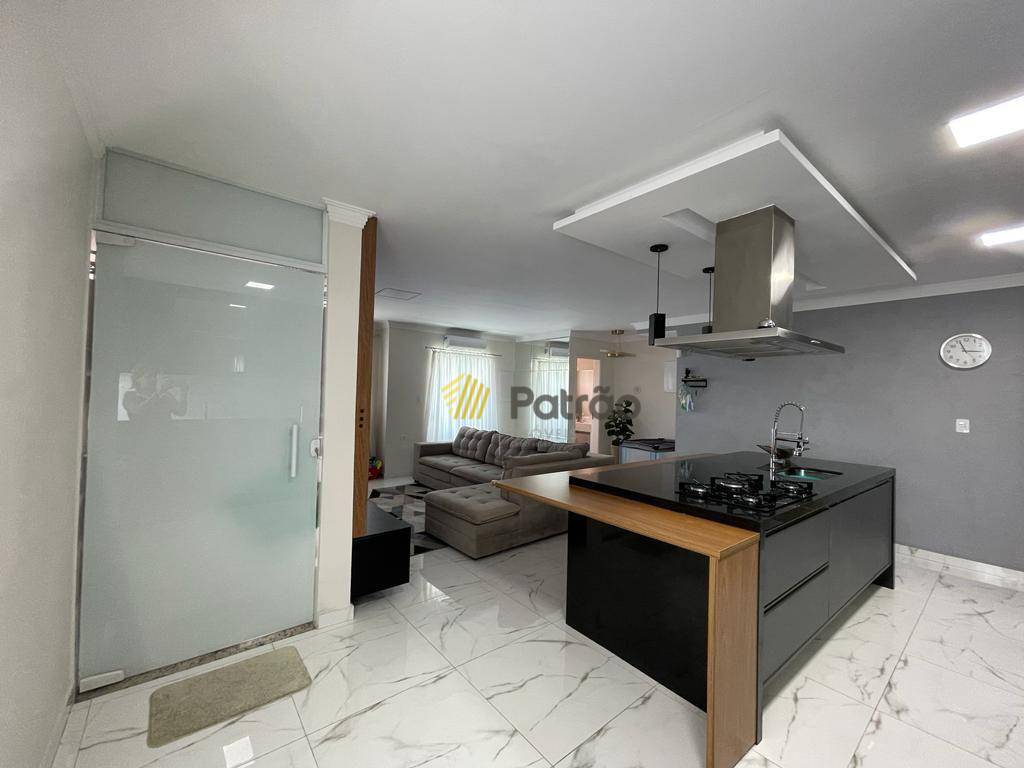 Sobrado à venda com 3 quartos, 187m² - Foto 12