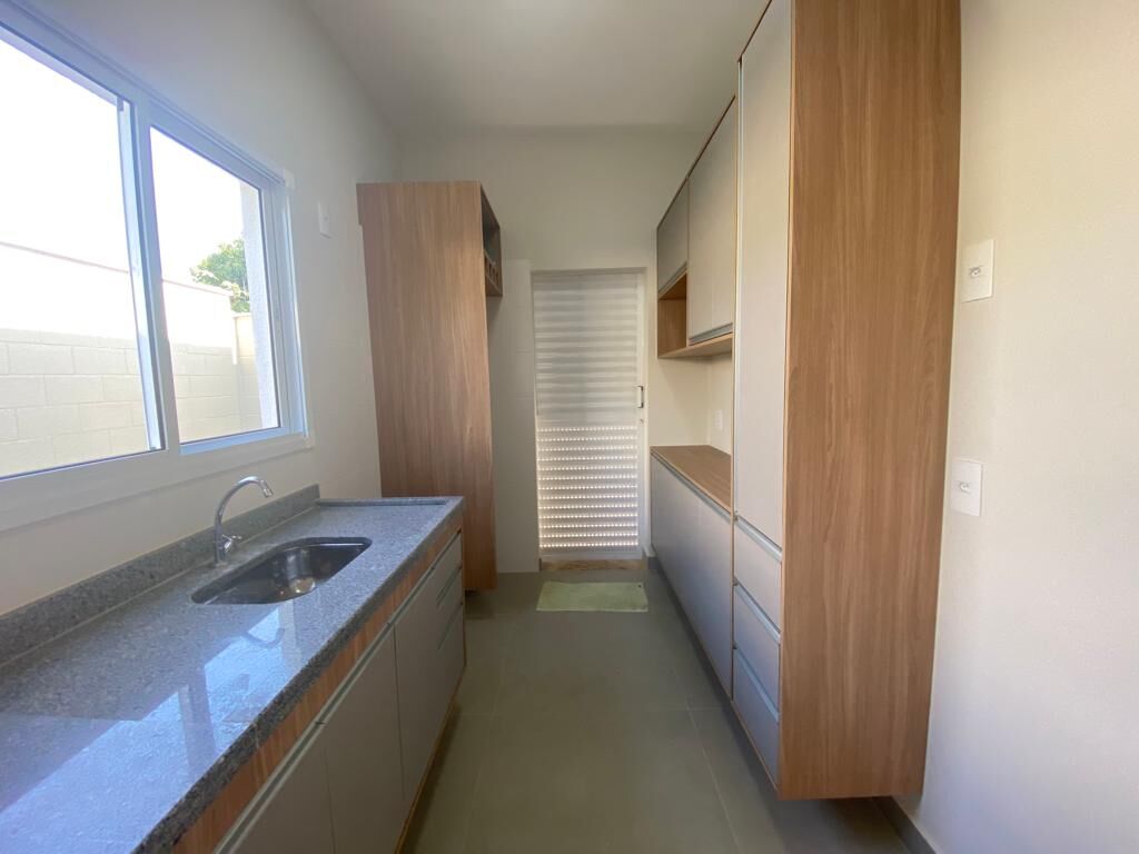 Casa para alugar com 3 quartos, 115m² - Foto 3