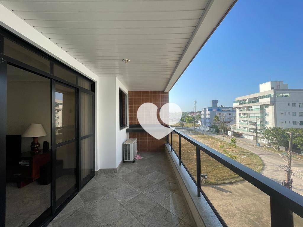 Apartamento à venda com 3 quartos, 118m² - Foto 4