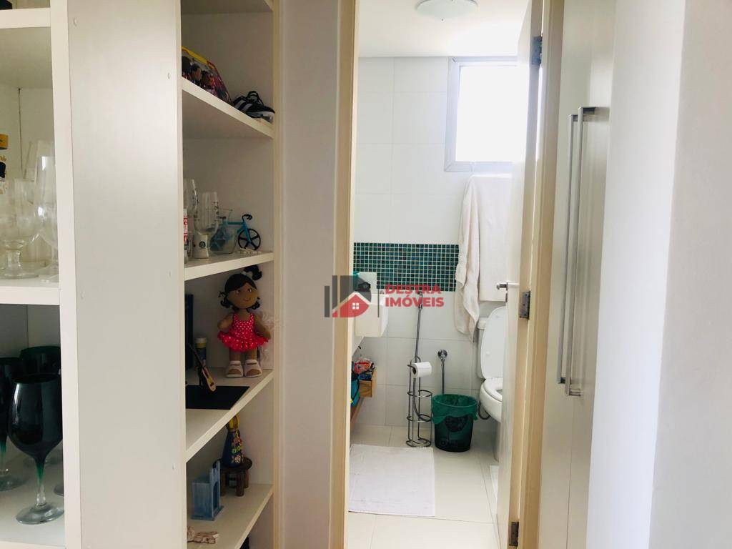 Apartamento à venda com 1 quarto, 45m² - Foto 28