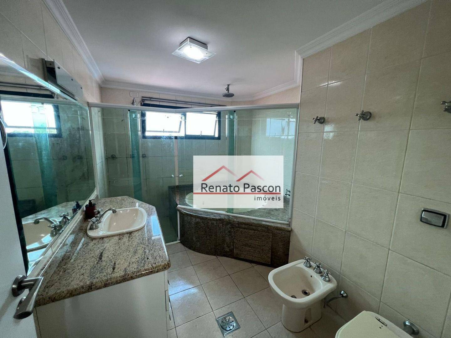 Apartamento à venda com 3 quartos, 209m² - Foto 12