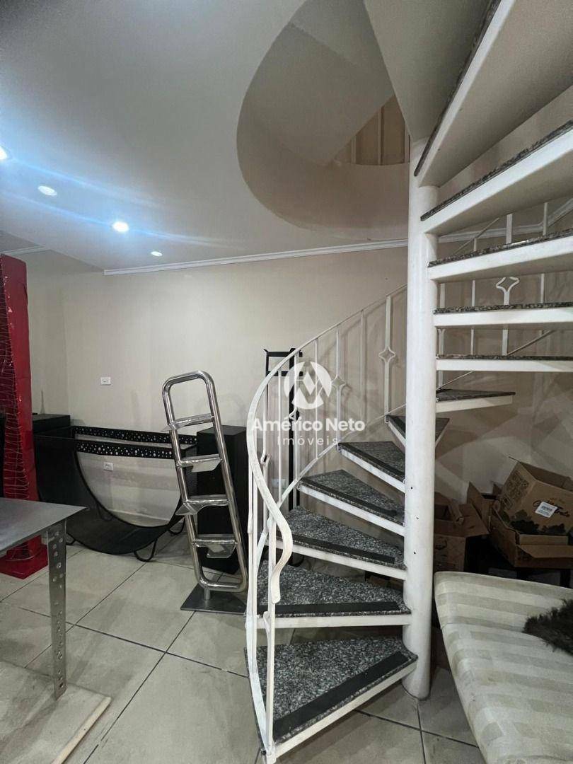 Casa à venda e aluguel com 2 quartos, 240m² - Foto 27