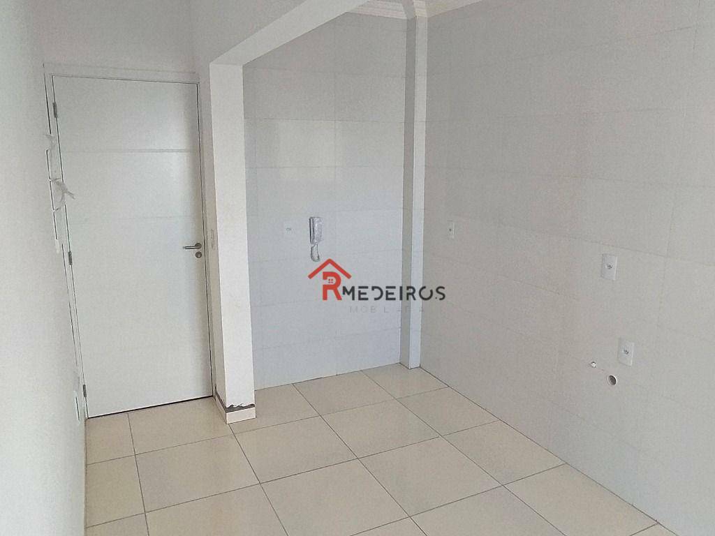 Apartamento à venda com 2 quartos, 73m² - Foto 9