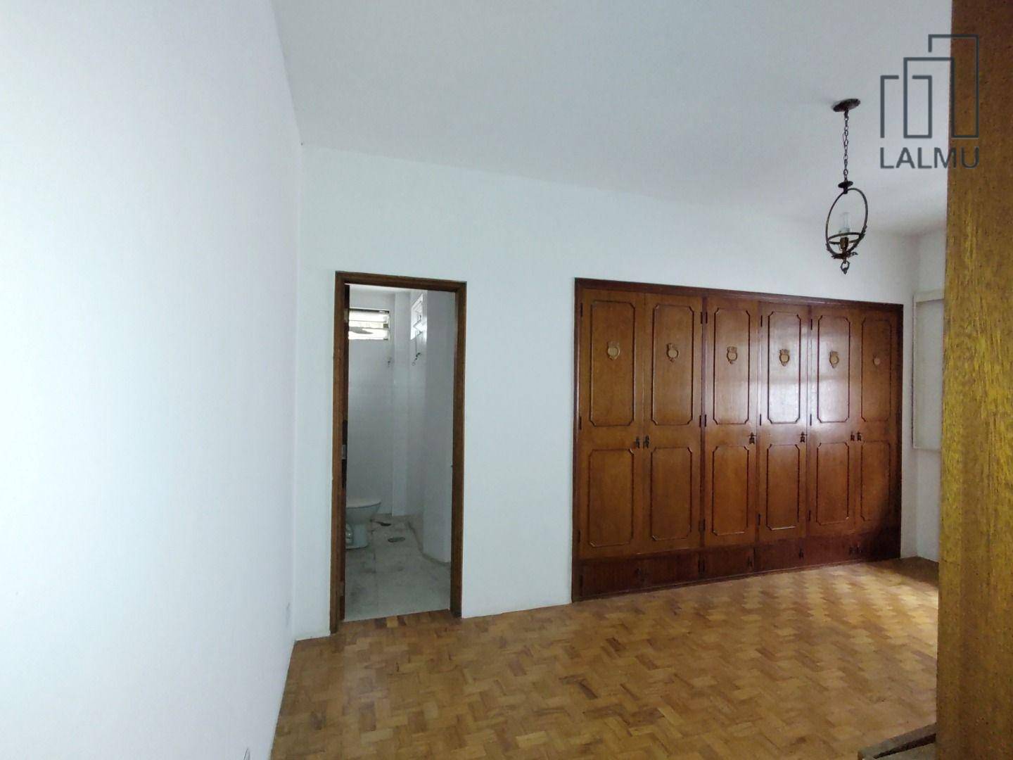 Sobrado para alugar com 3 quartos, 300m² - Foto 51