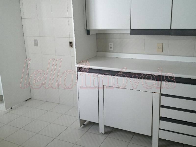 Apartamento para alugar com 3 quartos, 178m² - Foto 6