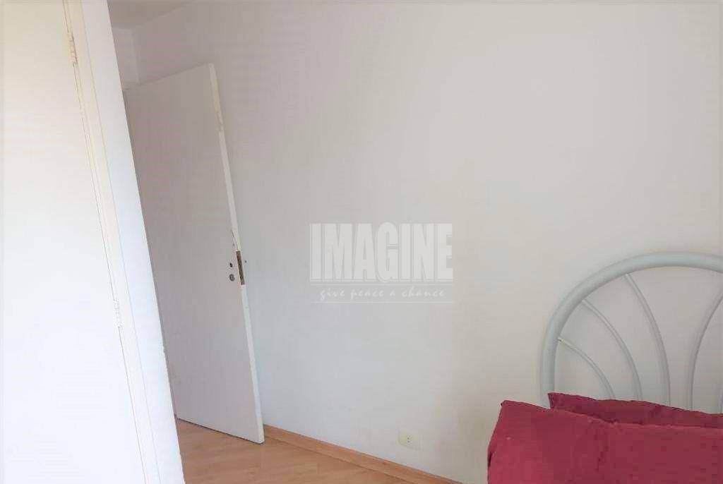 Apartamento à venda com 2 quartos, 72m² - Foto 9