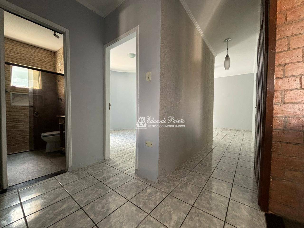 Apartamento para alugar com 2 quartos, 63m² - Foto 4