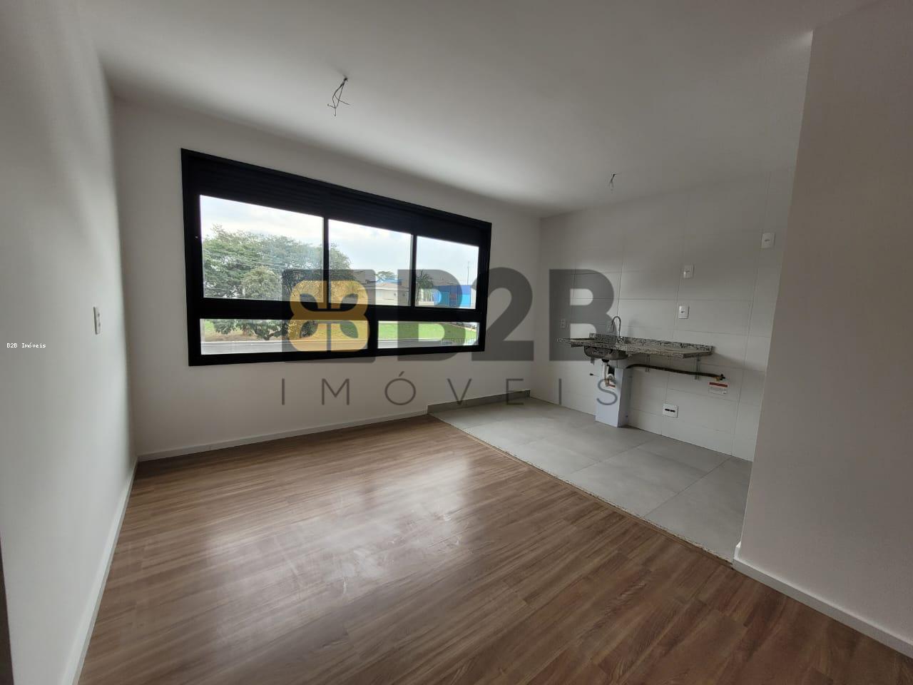 Apartamento à venda com 2 quartos, 64m² - Foto 1