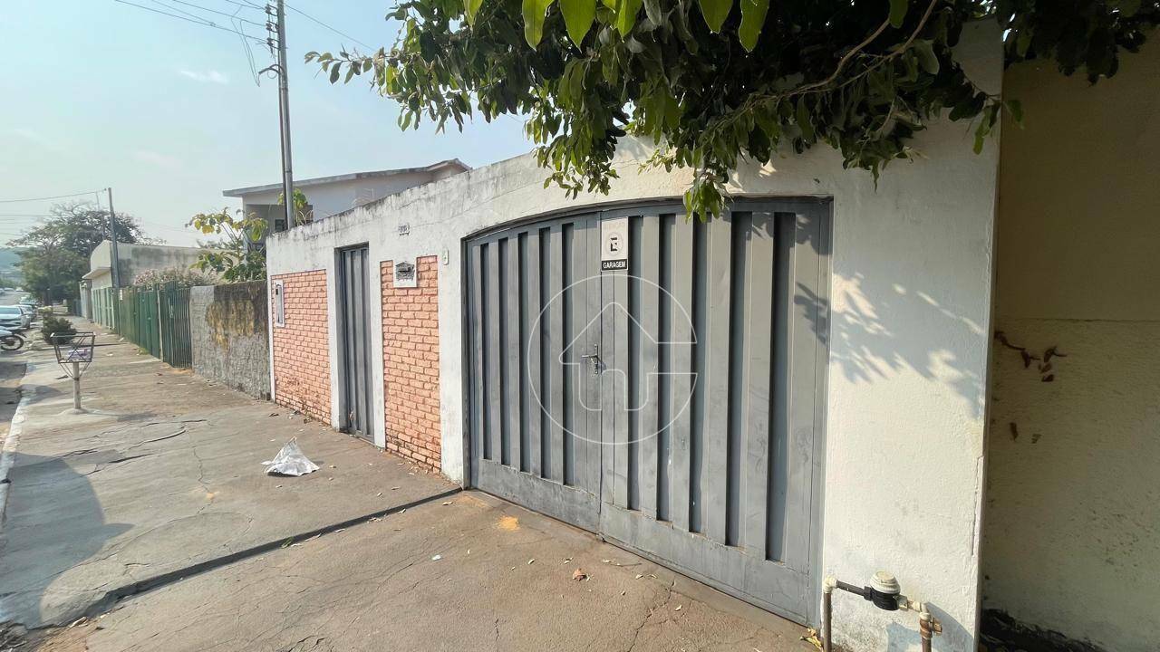 Casa à venda com 3 quartos, 130m² - Foto 3