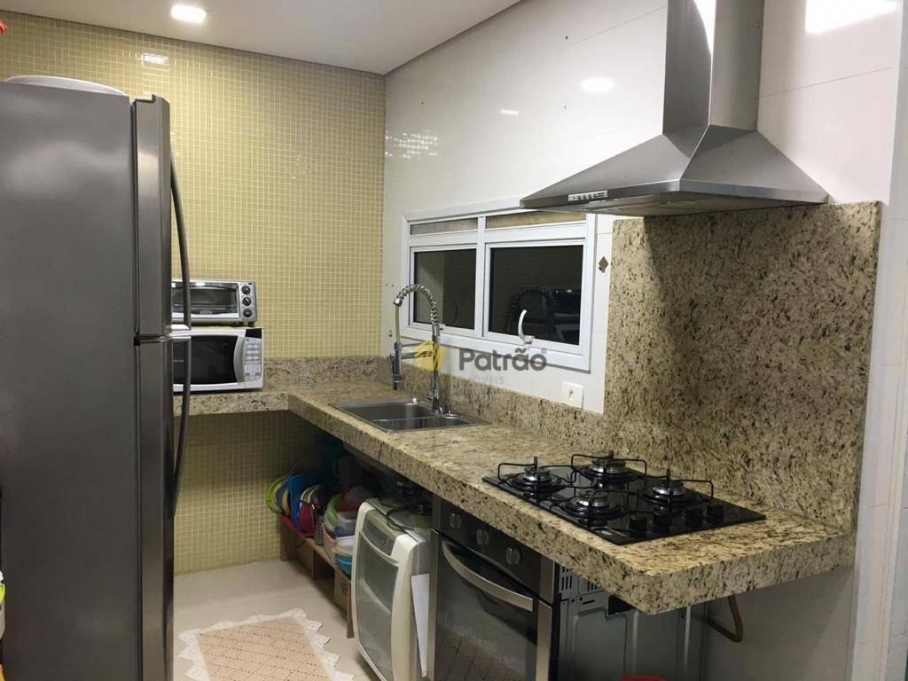 Apartamento à venda com 3 quartos, 107m² - Foto 9