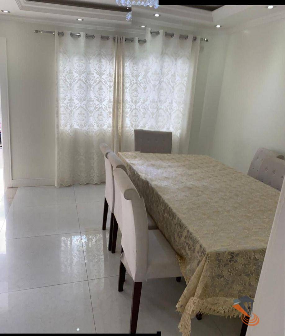 Casa à venda com 3 quartos, 210m² - Foto 6