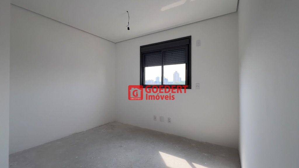 Apartamento à venda com 3 quartos, 150m² - Foto 12