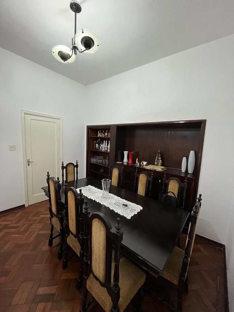 Casa à venda com 4 quartos, 270m² - Foto 3