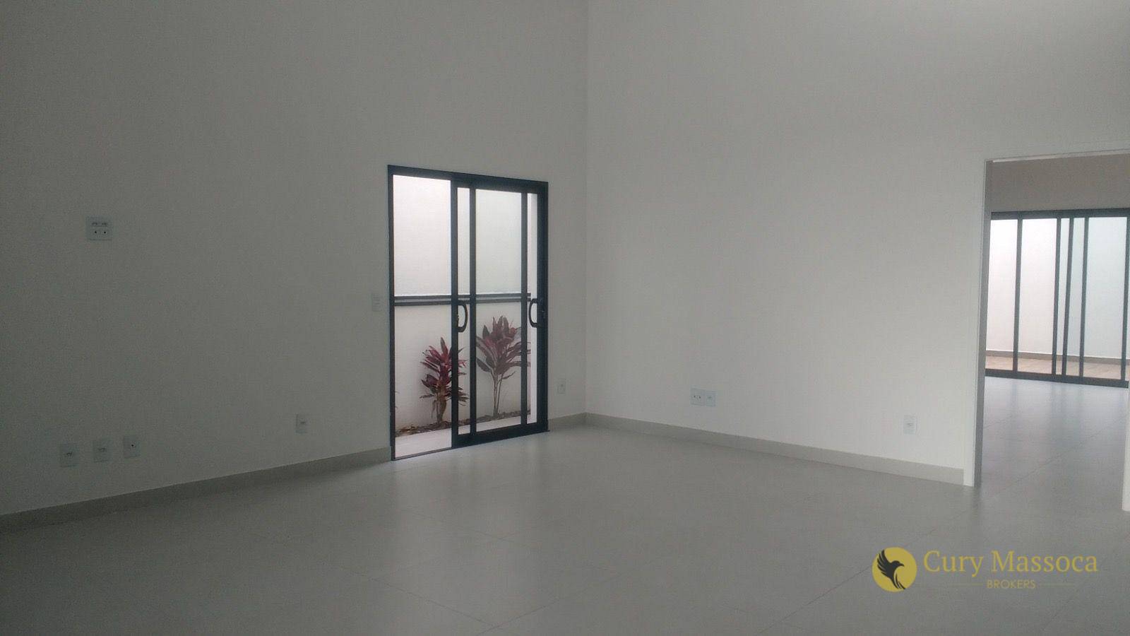 Casa de Condomínio para alugar com 3 quartos, 202m² - Foto 3
