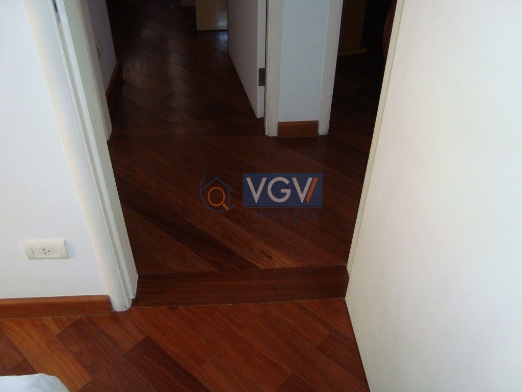 Apartamento à venda com 3 quartos, 70m² - Foto 15