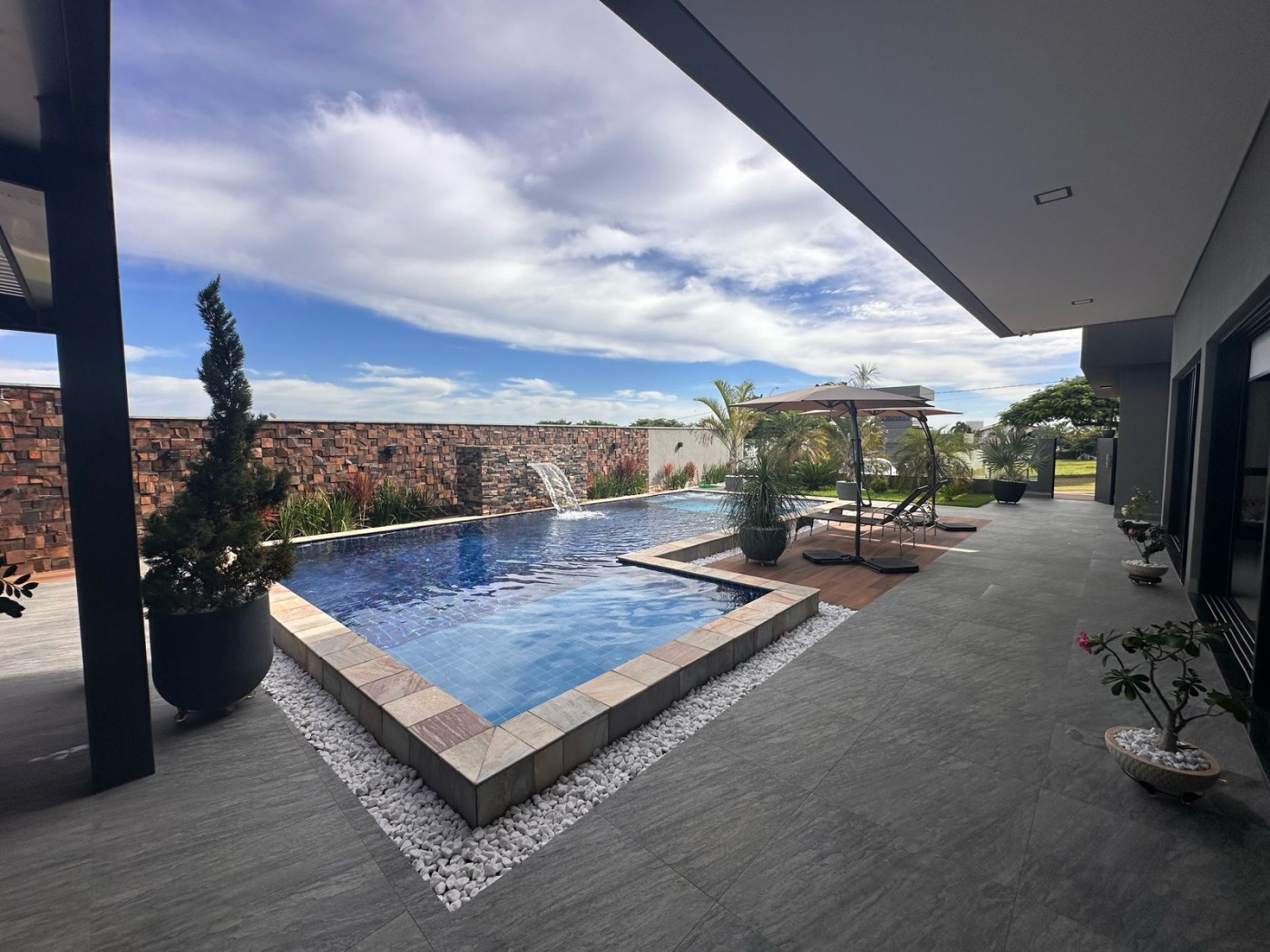 Casa à venda com 3 quartos, 335m² - Foto 23