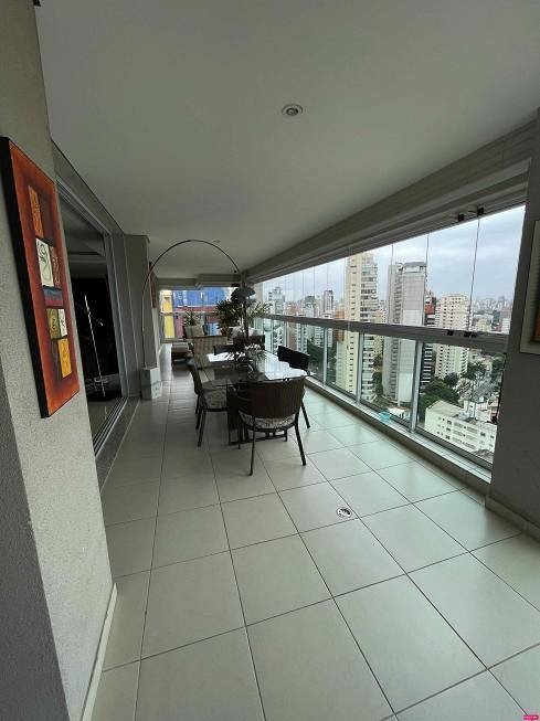 Apartamento à venda com 3 quartos, 215m² - Foto 13