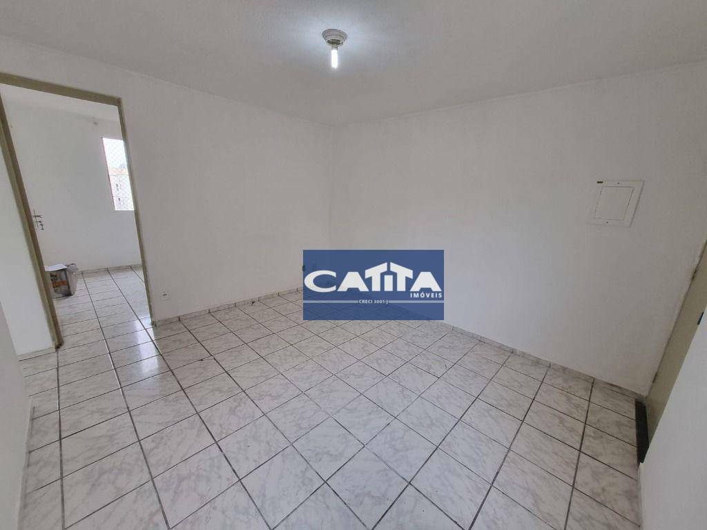 Apartamento para alugar com 2 quartos, 45m² - Foto 9