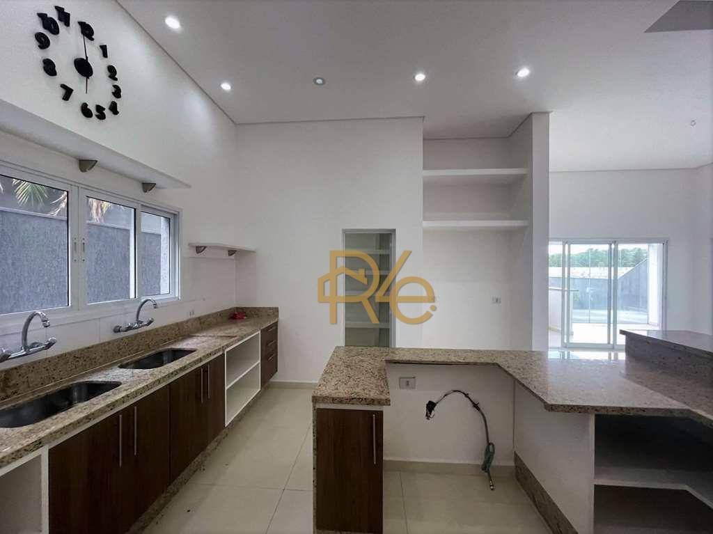 Casa de Condomínio à venda com 3 quartos, 271m² - Foto 15