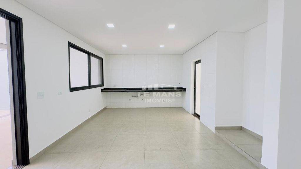 Casa à venda com 3 quartos, 235m² - Foto 10