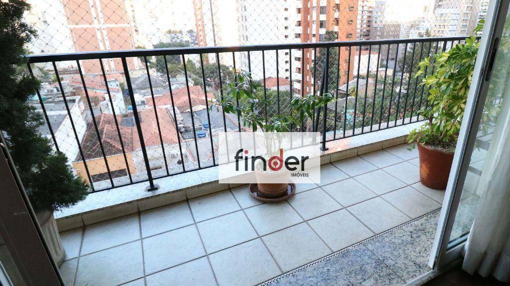 Apartamento à venda com 3 quartos, 225m² - Foto 22