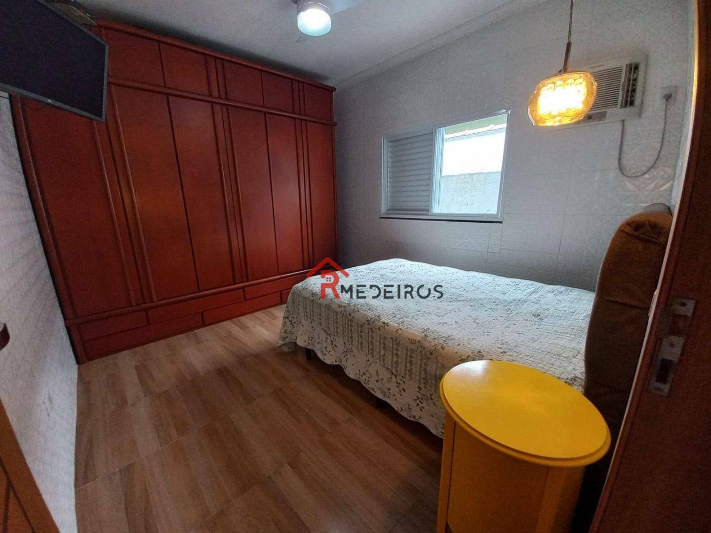 Casa à venda com 2 quartos, 72m² - Foto 11