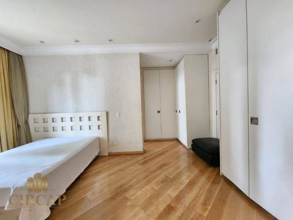 Apartamento à venda com 4 quartos, 476m² - Foto 19