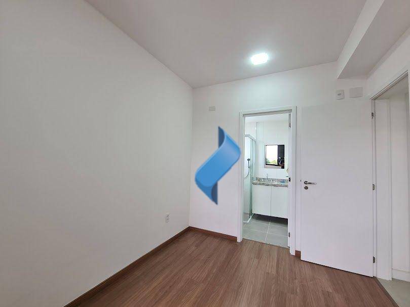 Apartamento para alugar com 2 quartos, 62m² - Foto 10