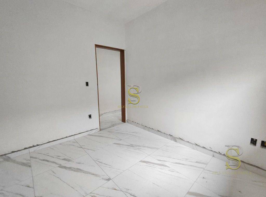 Casa à venda com 3 quartos, 100m² - Foto 16