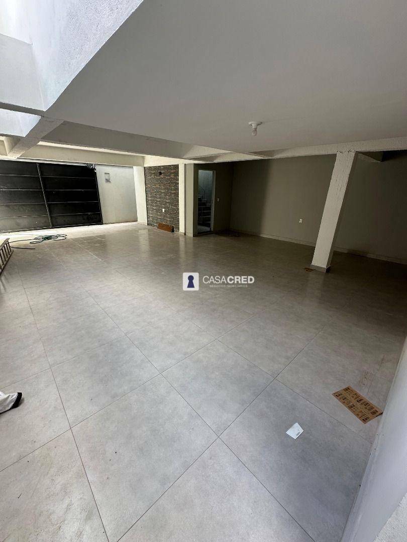 Casa à venda com 3 quartos, 310m² - Foto 7