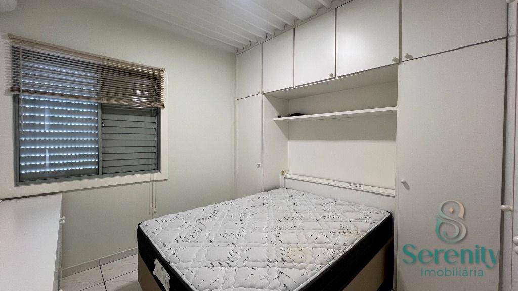 Apartamento para alugar com 2 quartos, 65m² - Foto 17