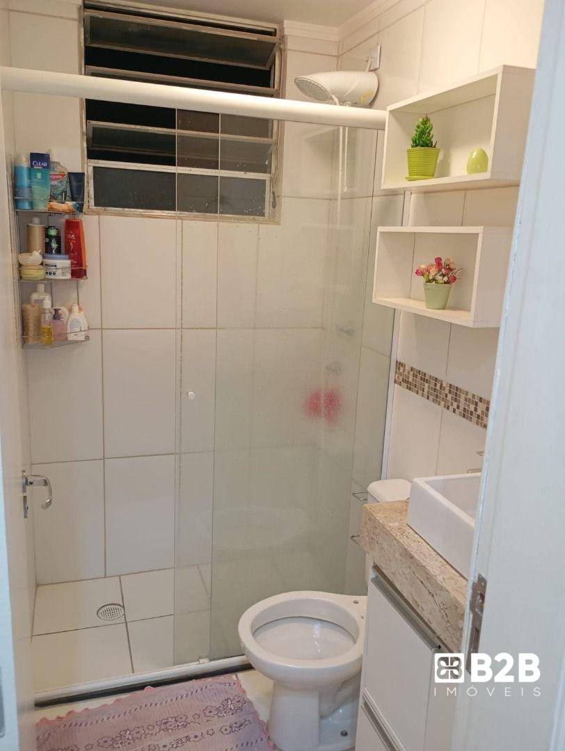 Apartamento à venda com 2 quartos, 48m² - Foto 18