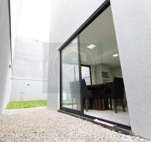 Casa à venda com 3 quartos, 280m² - Foto 4