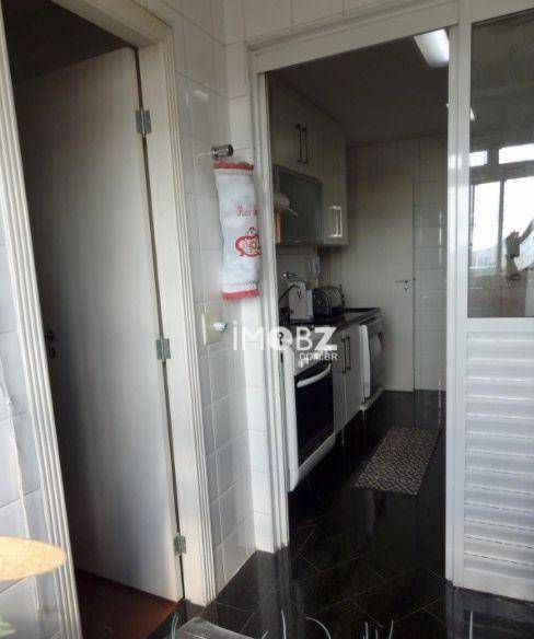 Apartamento à venda com 3 quartos, 92m² - Foto 12