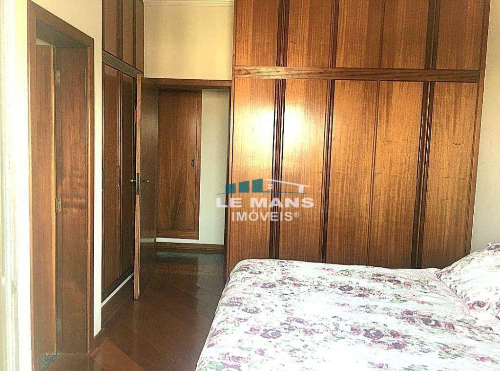 Apartamento à venda com 3 quartos, 130m² - Foto 14