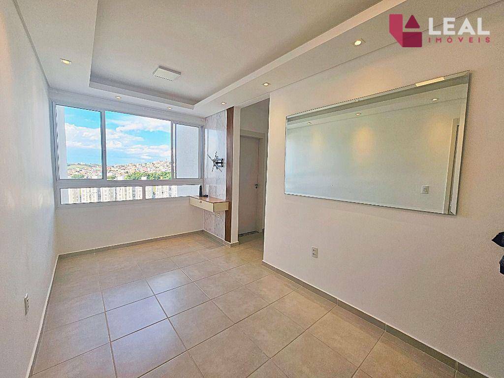 Apartamento para alugar com 2 quartos, 63m² - Foto 2
