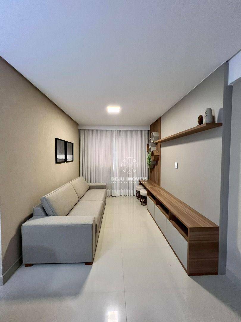 Apartamento à venda com 2 quartos, 62m² - Foto 5