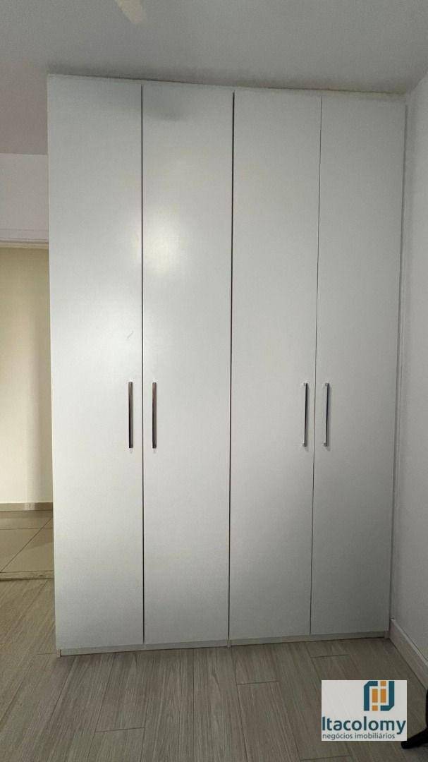 Apartamento para alugar com 3 quartos, 107m² - Foto 8